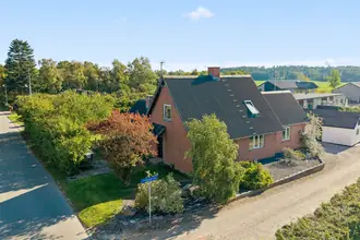 Villa på Nauhøjvej 12, Rostved, 8410 Rønde