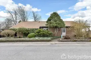 Villa på Bjørneklovej 4, 7400 Herning
