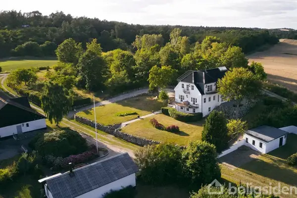Landejendom på Sibirien 31, 8420 Knebel