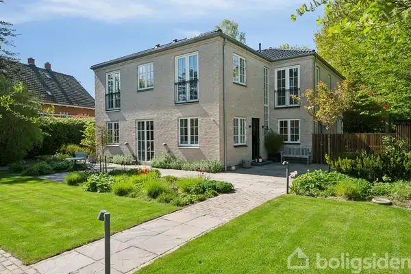 Villa på Trørødvænget 3, 2950 Vedbæk