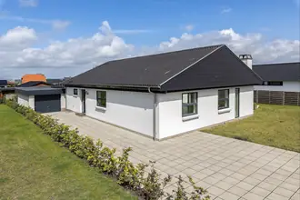 Villa på Valmuevej 8, 9670 Løgstør