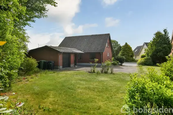 Villa på Skads Byvej 56, 6705 Esbjerg Ø