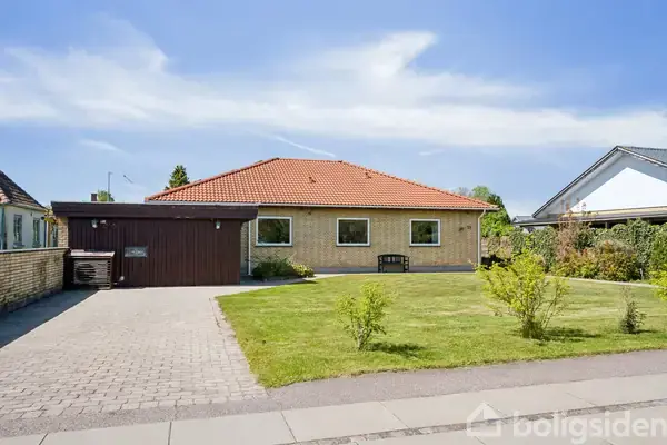 Villa på Brøndby Allé 13, 2660 Brøndby Strand