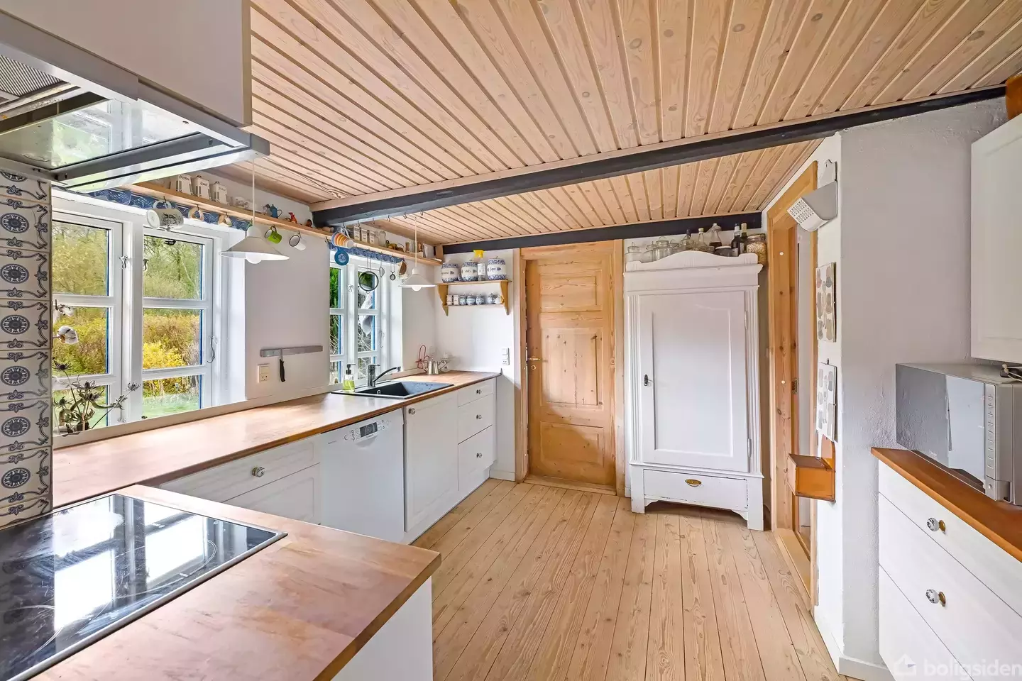 SKARP PRIS - Idyllisk ejendom til helårs- eller feriebrug - View 4