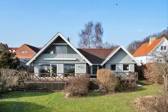 Villa på Lohmannsvej 10, 4780 Stege