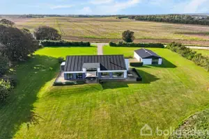Villa på Hellevadvej 27, 9320 Hjallerup