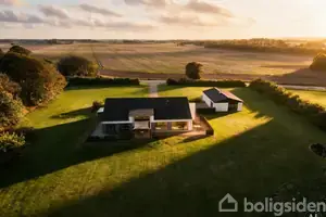 Villa på Hellevadvej 27, 9320 Hjallerup