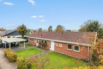 Villa på Ågårdsvænget 2, Gammel Viby, 4130 Viby Sjælland
