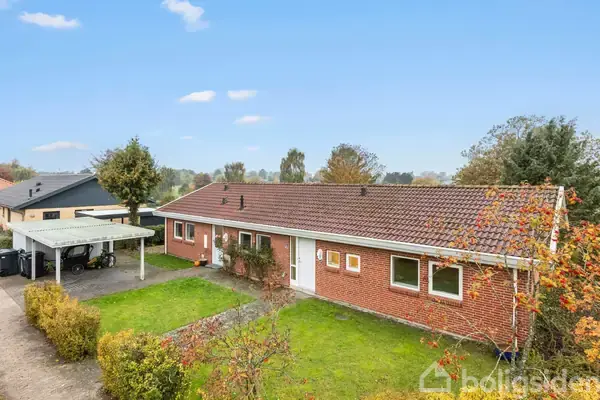 Villa på Ågårdsvænget 2, 4130 Viby Sjælland