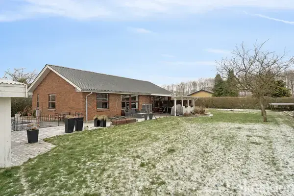 Villa på Saturnvej 23, 8723 Løsning