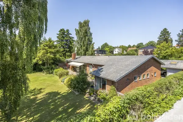 Villa på Arnevangen 40, 2840 Holte