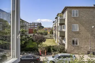 Ejerlejlighed på Løvspringsvej 4B, 1. tv., 2920 Charlottenlund