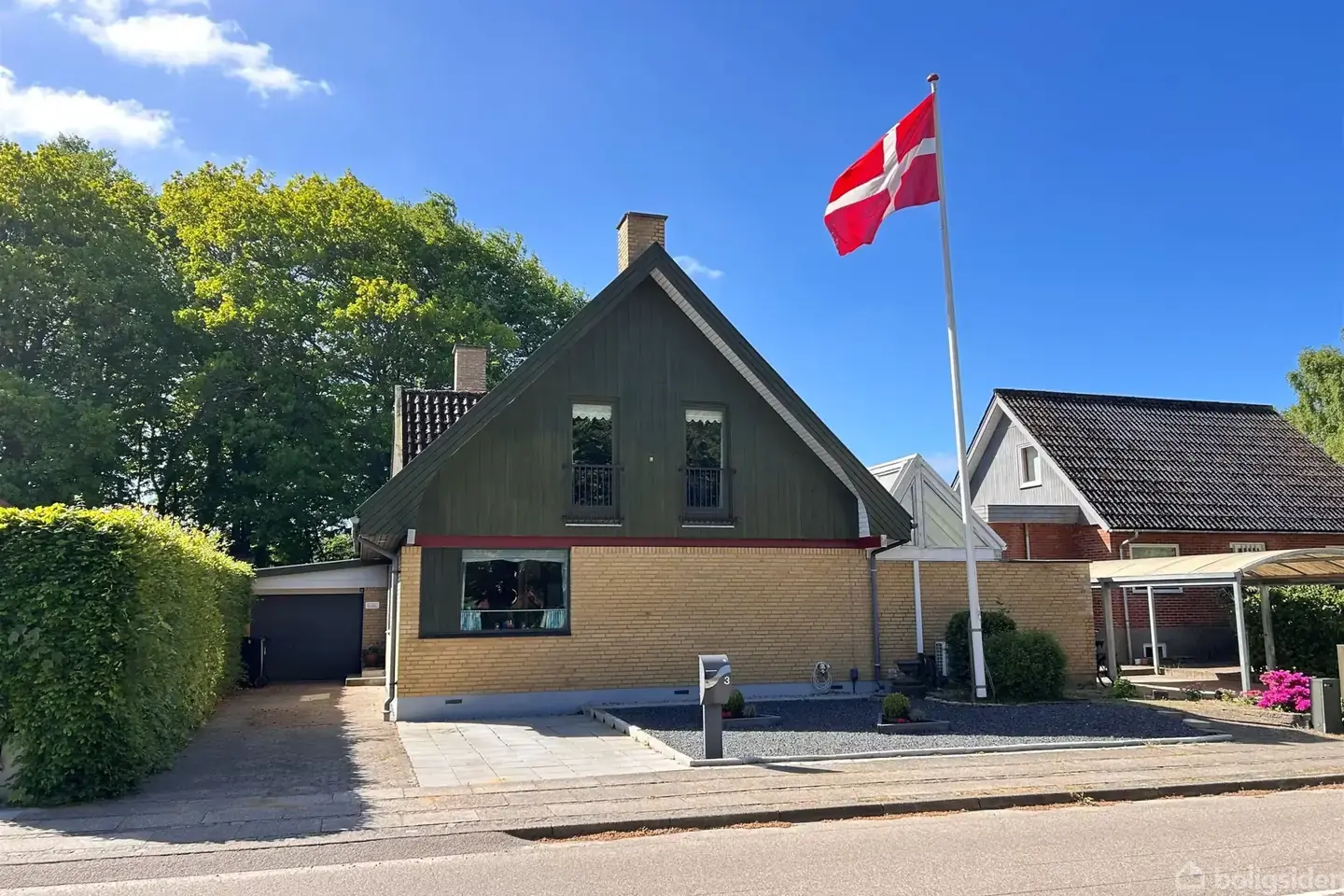 Villa tæt på skoler, aktiviteter og natur