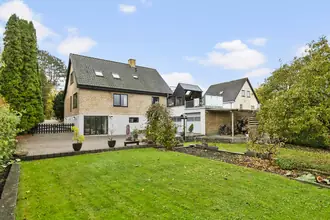 Villa på Rosenvangs Allé 229, 8270 Højbjerg