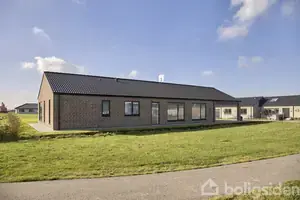 Villa på Peter Holst Vej 32, 7130 Juelsminde