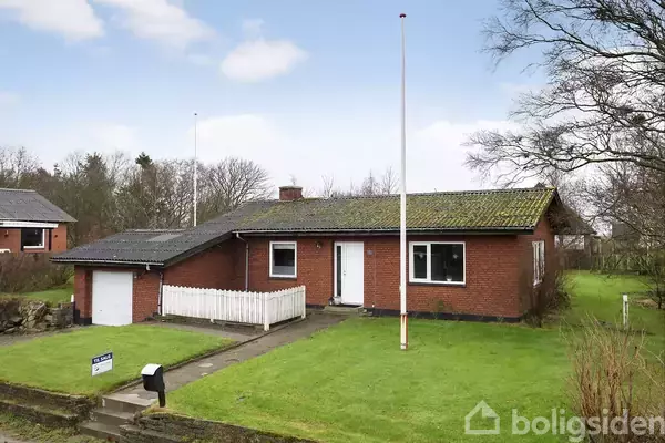 Villa på Knabervej 151, 9620 Aalestrup