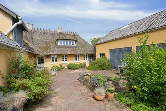 Villa på Strandbyvej 8, Strandby, 5683 Haarby
