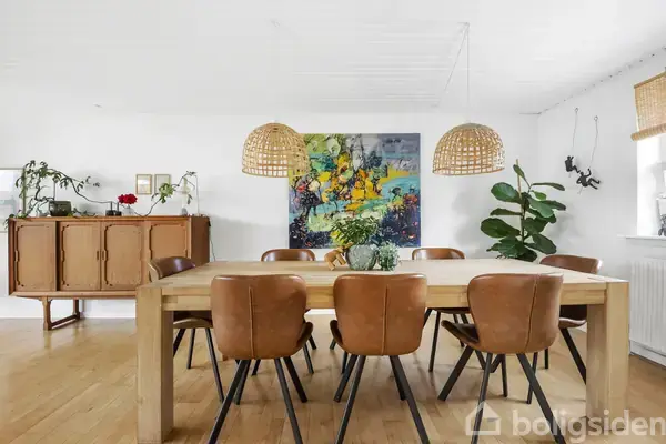 Villa på Fyrrelunden 64, 6705 Esbjerg Ø