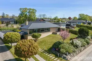 Villa på Kaprifolievej 7, 9380 Vestbjerg