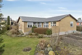 Villa på Frisenborgvej 4, 8930 Randers NØ