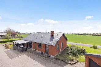 Villa på Mødalvej 11, Skjoldelev, 8471 Sabro