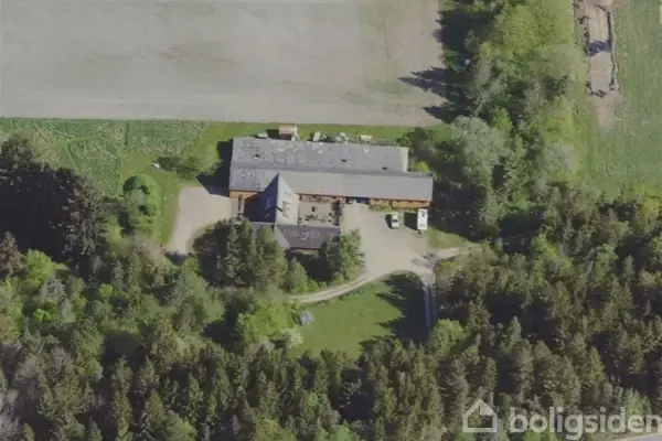 Landejendom på Kirkebyvej 66, 7260 Sønder Omme