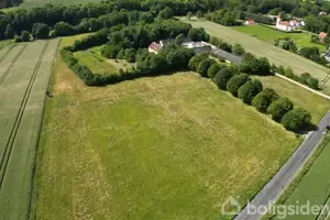 Landejendom på Thorsbrovej 12, 9280 Storvorde