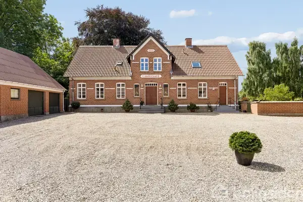 Landejendom på Koldingvej 445, 7100 Vejle