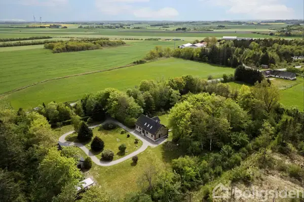 Landejendom på Bratbjerg 99, 9460 Brovst