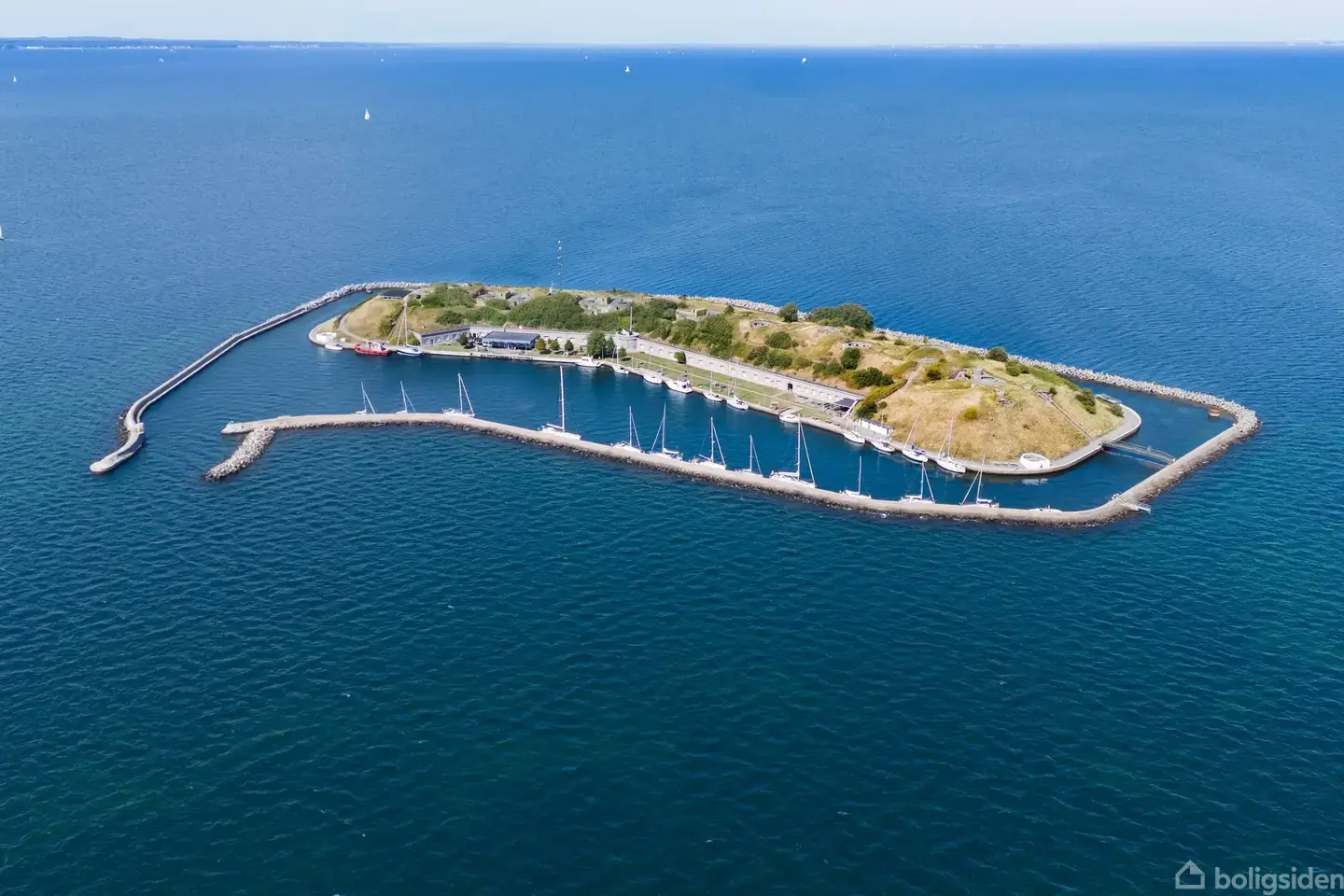 Landejendom på Flakfortet 1, 1433 København K