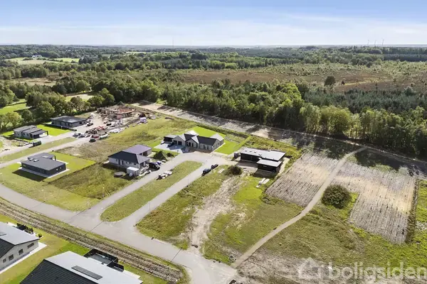 Helårsgrund på Hedelunden 24, 7330 Brande