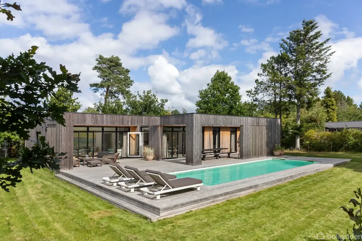 Arkitektonisk & stilrent sommerhus