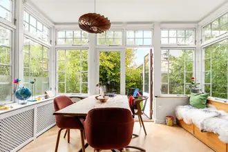 Villalejlighed på Dronningensvej 19, 2000 Frederiksberg