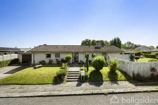 Villa på Baunedalen 14, 3540 Lynge