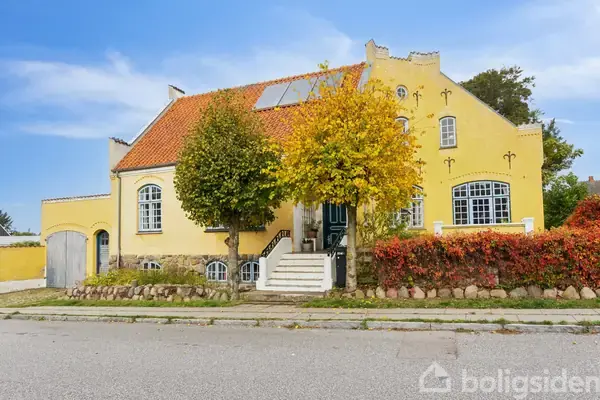 Villa på Lundby Hovedgade 63, 4750 Lundby