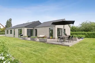 Villa på Kirkebroen 33, 2650 Hvidovre