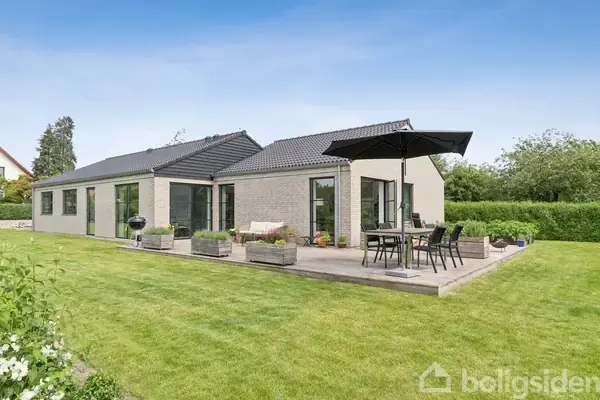 Villa på Kirkebroen 33, 2650 Hvidovre