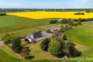 Landejendom på Løvegårdsvej 5, 4270 Høng