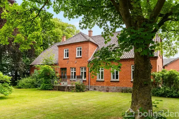 Landejendom på Kaløvej 32, 4990 Sakskøbing