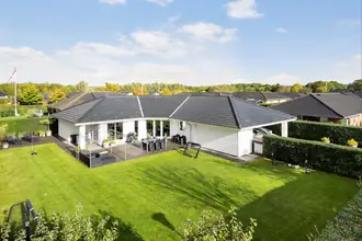 Villa på Færøvej 60, 4293 Dianalund