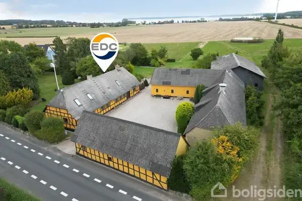 Villa på Lundbyvej 64, 5700 Svendborg