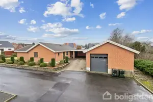 Villa på M Iversens Vej 5, 8723 Løsning