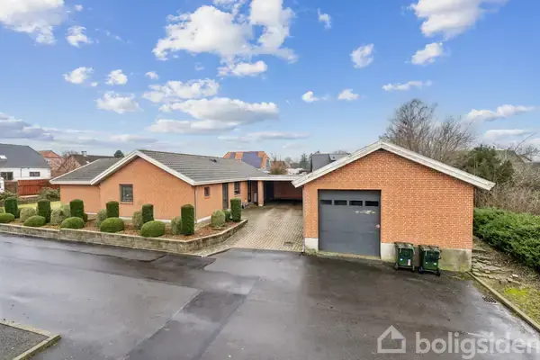 Villa på M Iversens Vej 5, 8723 Løsning