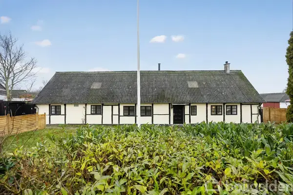 Villa på Nykøbingvej 59, 4440 Mørkøv