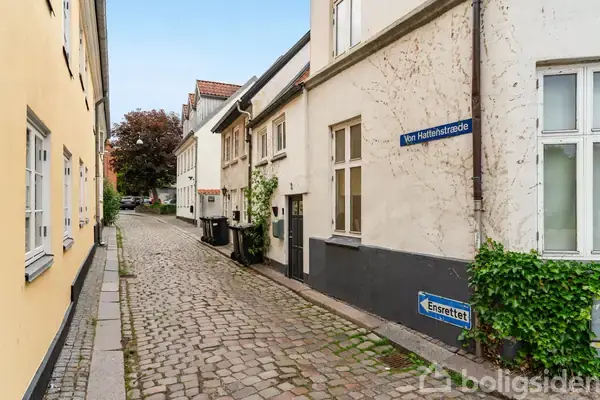 Villa på Von Hattenstræde 4, 8900 Randers C
