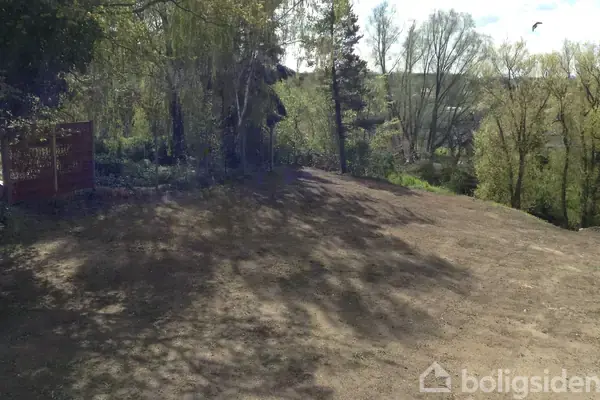 Helårsgrund på Åsumvej 137, 5240 Odense NØ