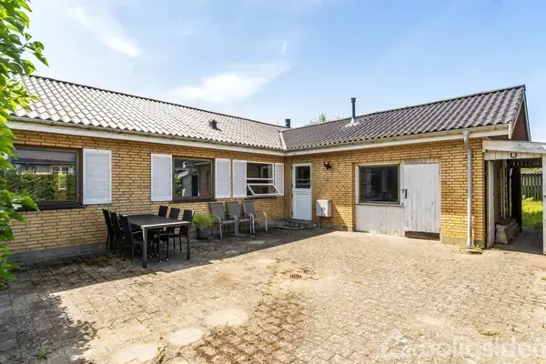 Villa på Langs Hegnet 8, 4270 Høng