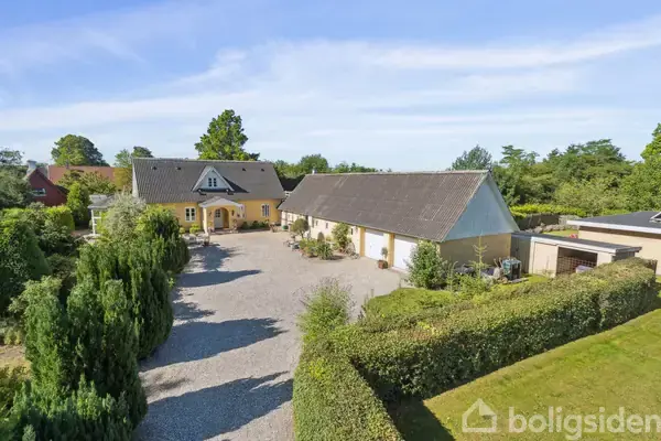 Villa på Skuderløsevej 1, 4690 Haslev