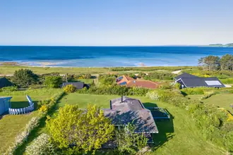 Fritidshus på Skråningen 31, Strands, 8420 Knebel