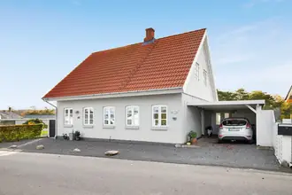 Villa på Bakkevej 16, 6093 Sjølund